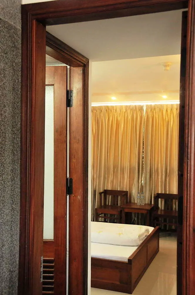 Onestar Danang Riverside 2*, Đà Nẵng Vietnam